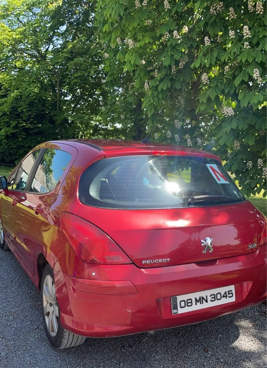 Peugeot 308 - Image 2