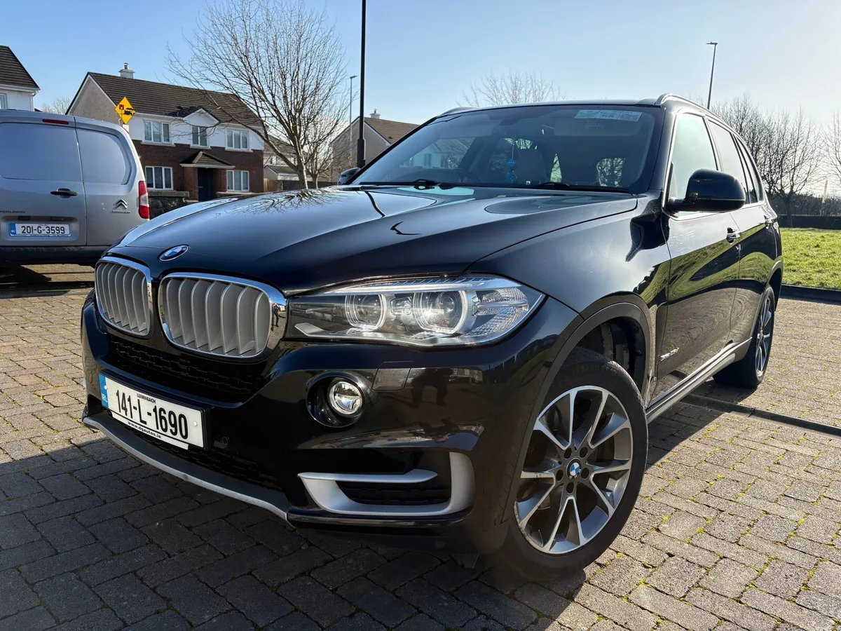 BMW X5 low mileage BMW service history - Image 1