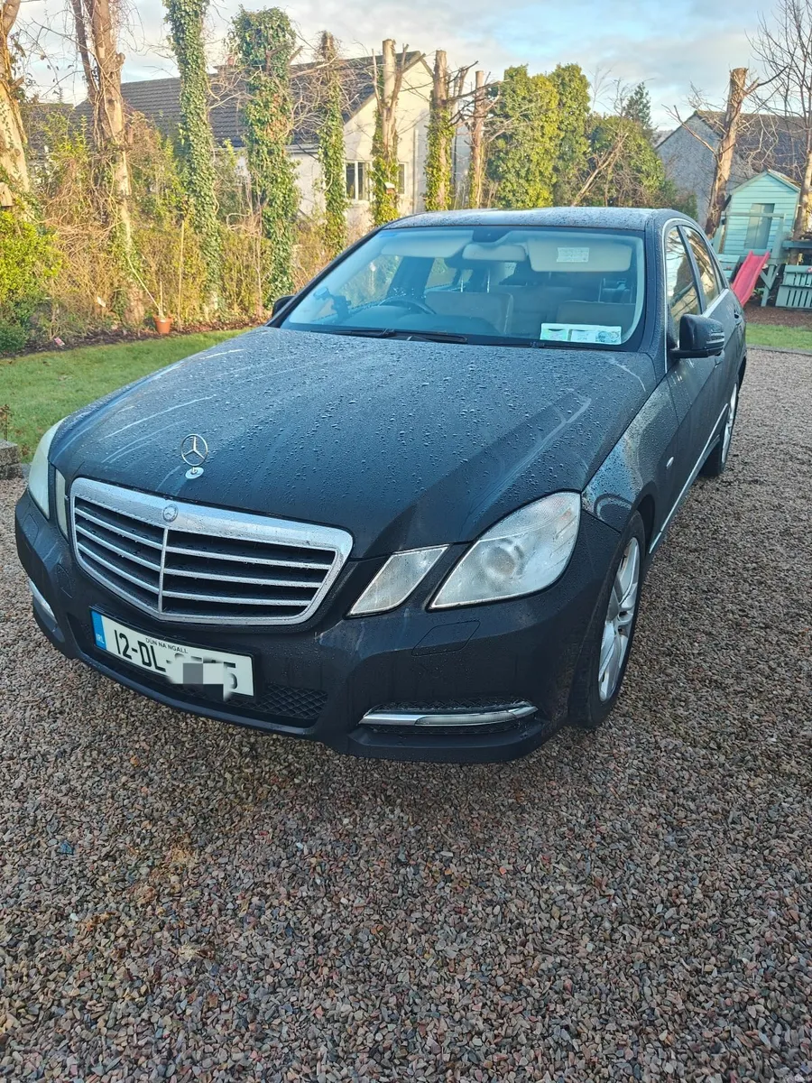 Mercedes-Benz E-Class 2012 - Image 1