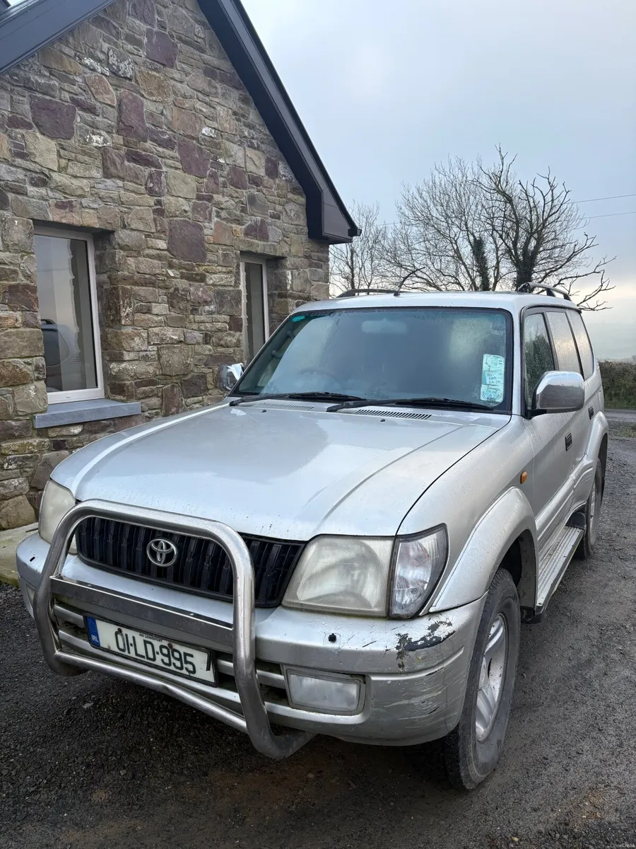 Toyota Land Cruiser 2001 - Image 1