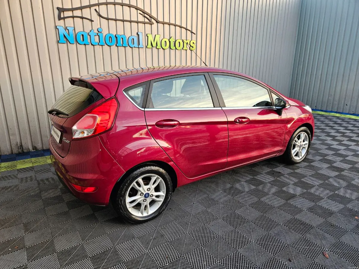 2014 Ford Fiesta 1.0 Petrol Zetec - Image 3