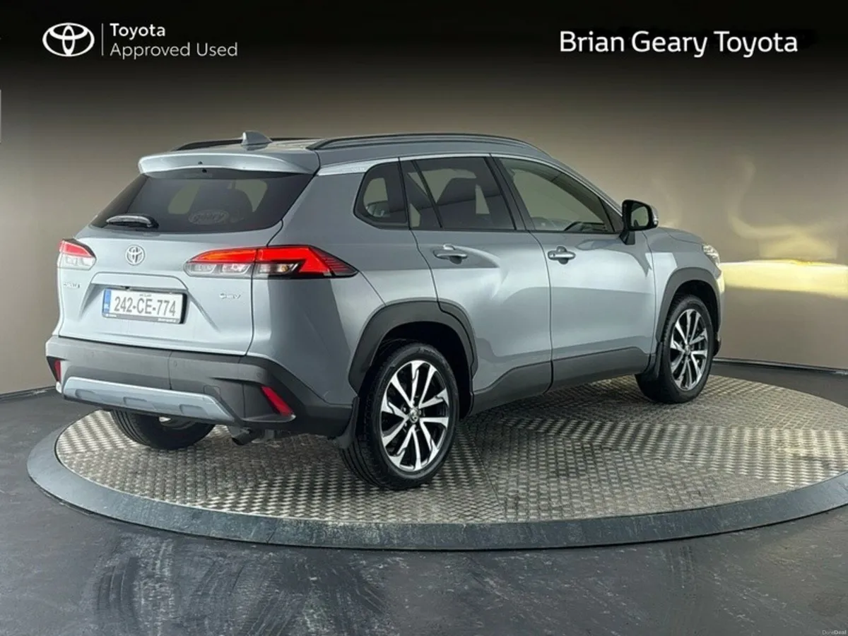 Toyota Corolla Cross HYBRID SPORT - Image 2