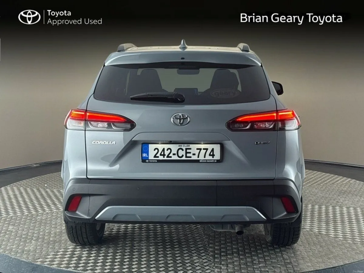 Toyota Corolla Cross HYBRID SPORT - Image 4