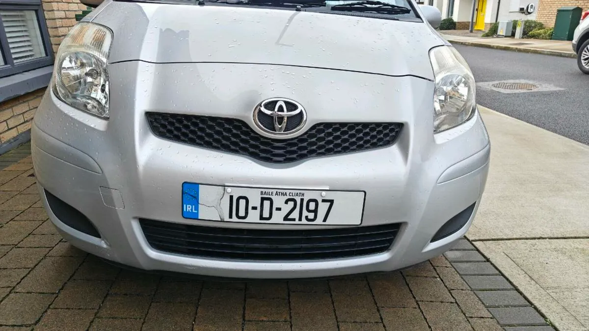 2010 Toyota Yaris 1.0 Silver 82k km, NEW NCT 02/27 - Image 2