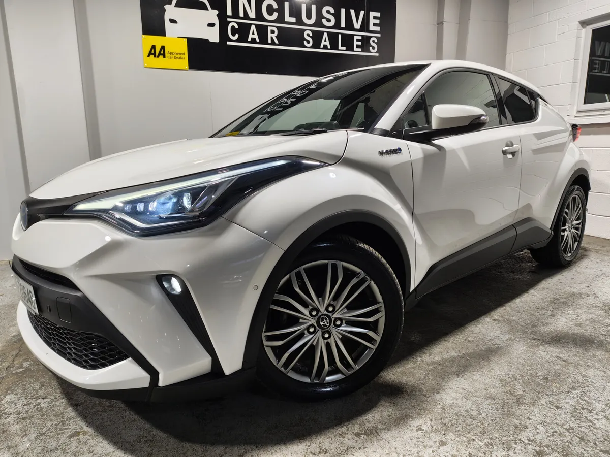 Toyota C-HR 2022 1.8 AUTOMATIC SOL SPEC HYBRID - Image 1
