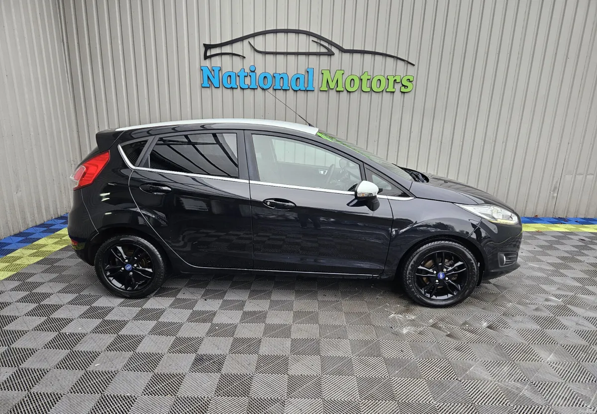 2016 Ford Fiesta 1.0 Petrol ZETEC - Image 2