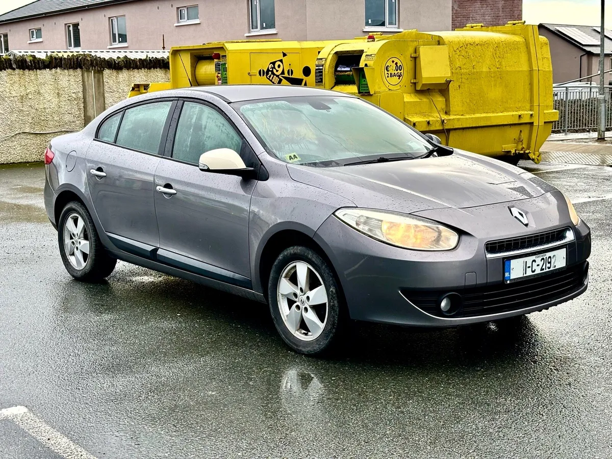Renault fluence 2011 long nct chep tax - Image 4