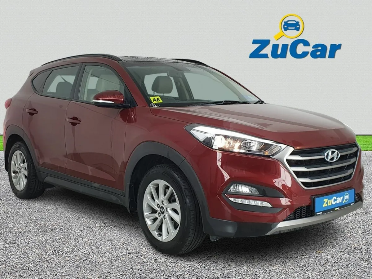 Hyundai Tucson 1.7 D Premium // PANORAMIC ROOF // - Image 1