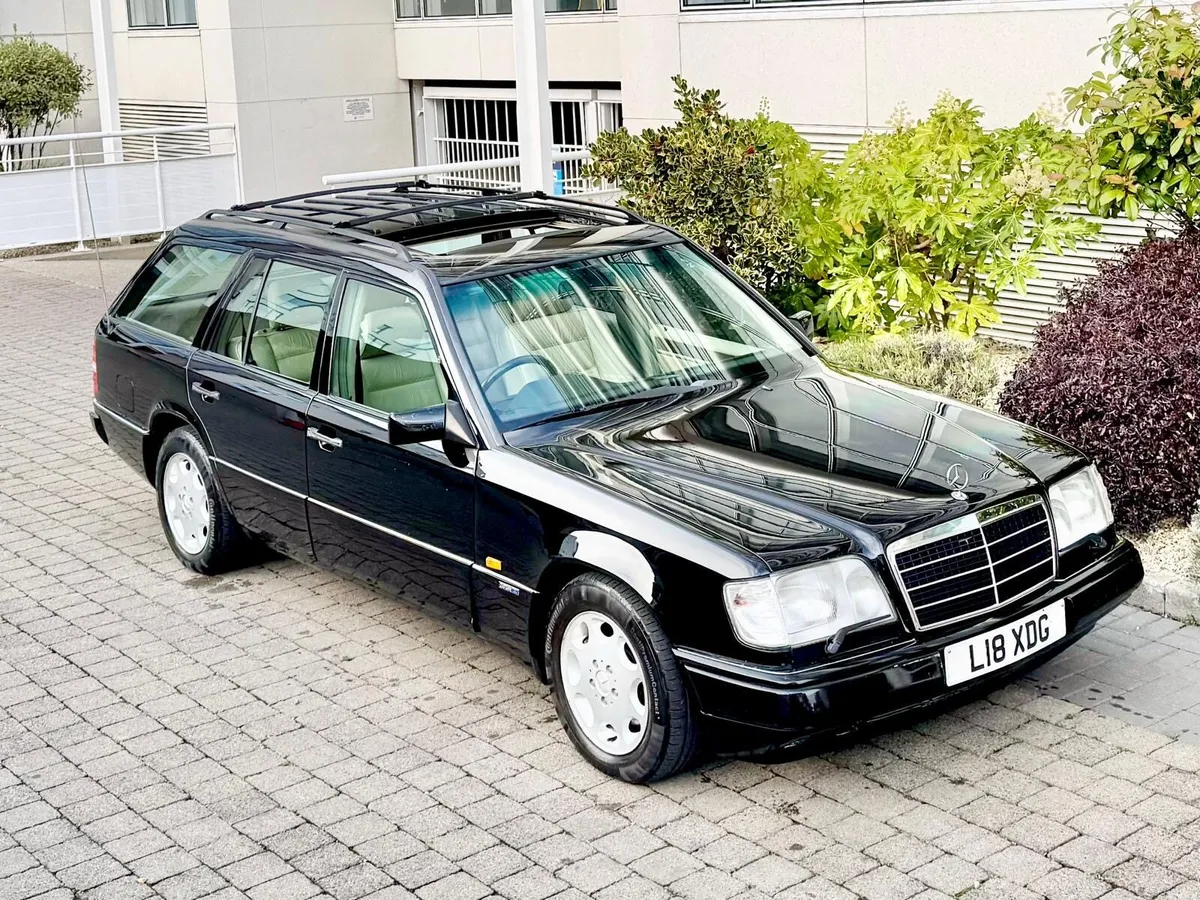 Mercedes w124 E320 Sportline estate - Image 2