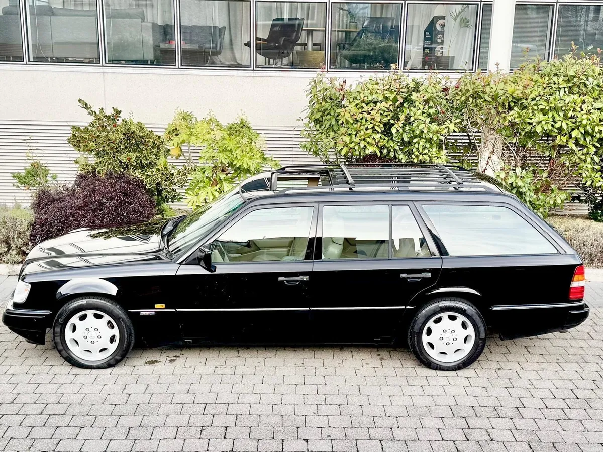 Mercedes w124 E320 Sportline estate - Image 4