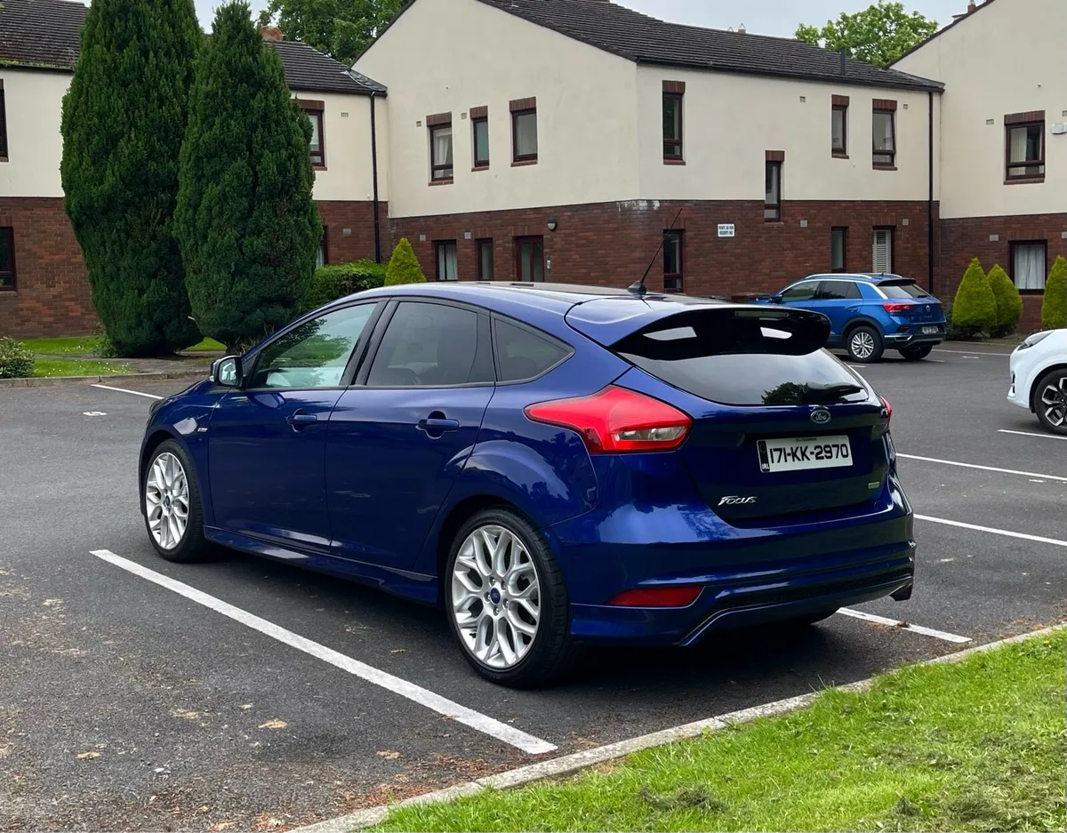 2017 Ford Focus ST Line 125bhp - Image 2