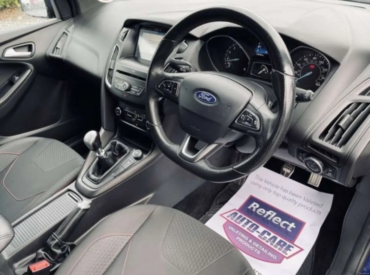 2017 Ford Focus ST Line 125bhp - Image 4