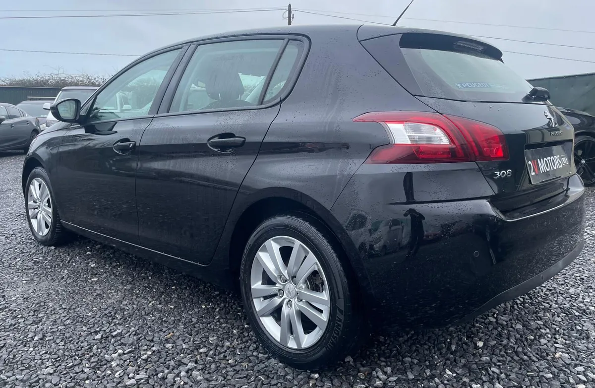 🔵 Peugeot 308 ACTIVE 1.6 HDI 92 4DR LOW KM - Image 4