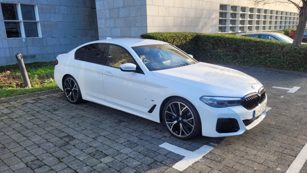 Bmw 520d m sport plus - Image 2