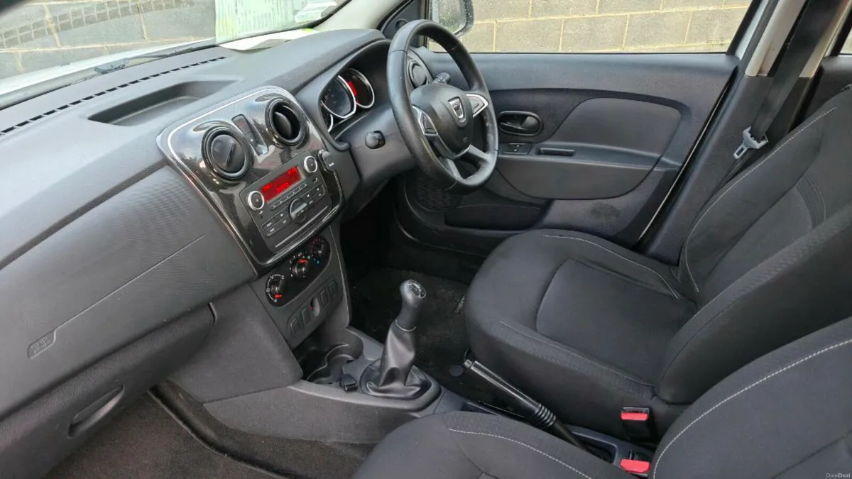 Dacia sandero - Image 3