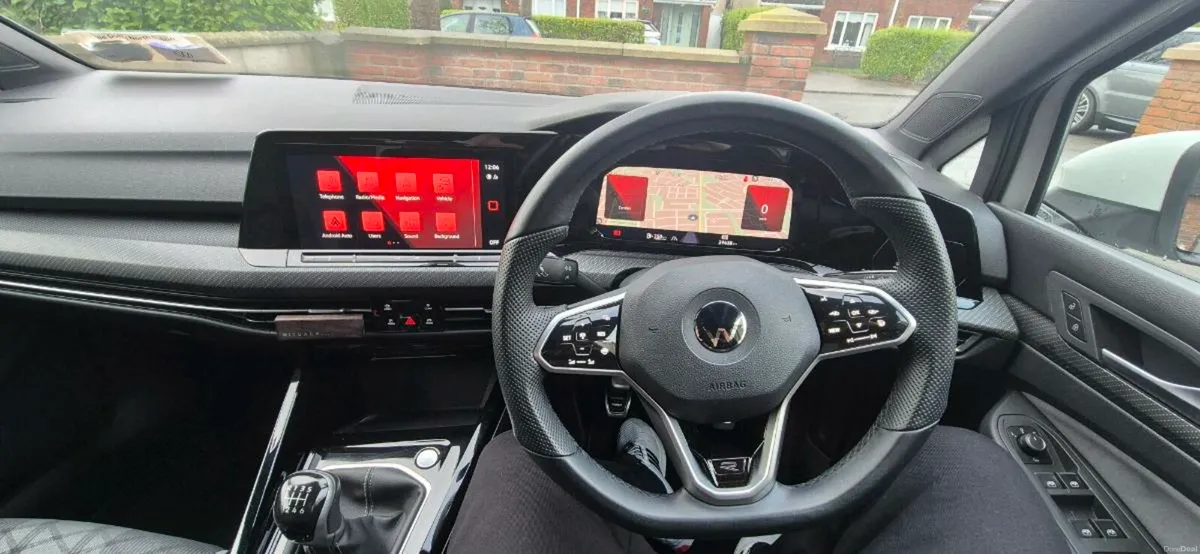 Volkswagen Golf R line - Image 2