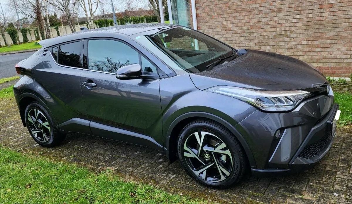 Toyota C-HR Sport Hybrid (Diplomatic Owner -Return - Image 4
