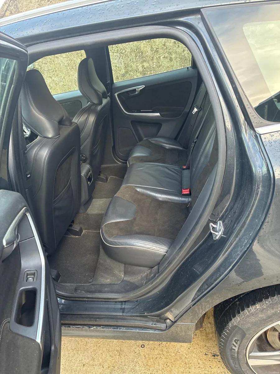 Volvo xc60 - Image 4