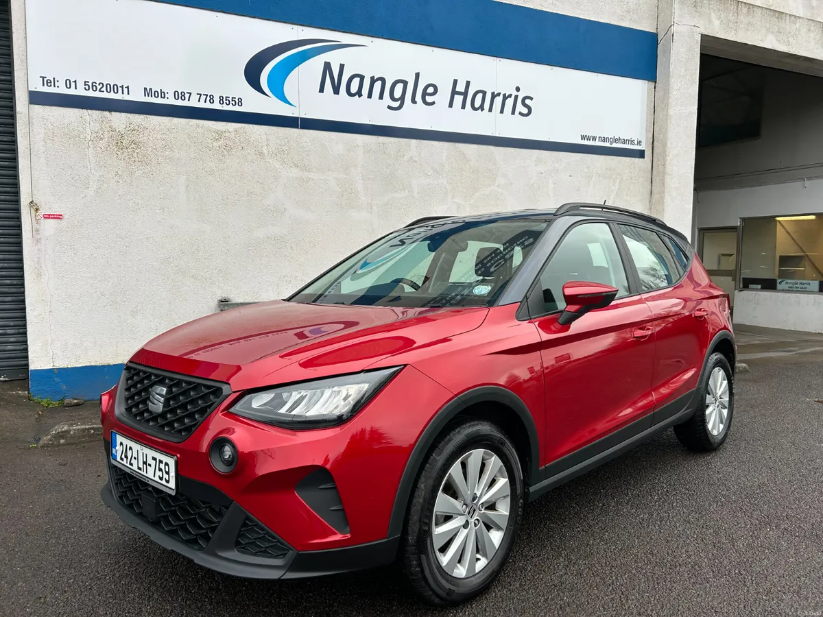 SEAT Arona LOW KMS - Image 1