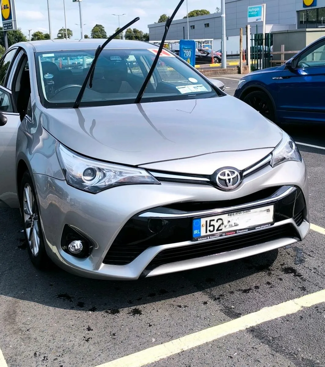 Toyota Avensis 1.6 diesel - Image 1