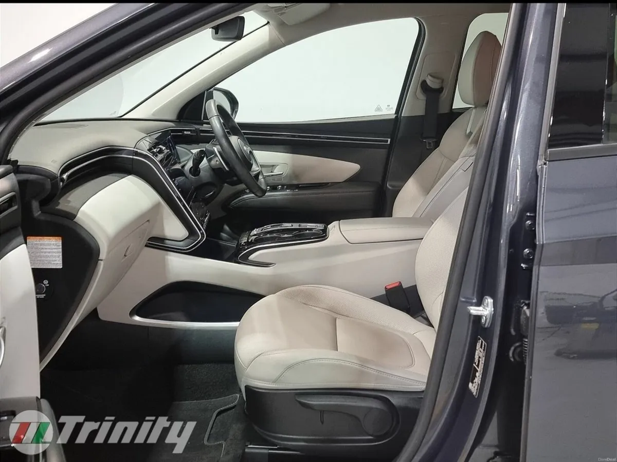 Hyundai Tucson 2WD Executive Plus HEV STG Auto - Image 4