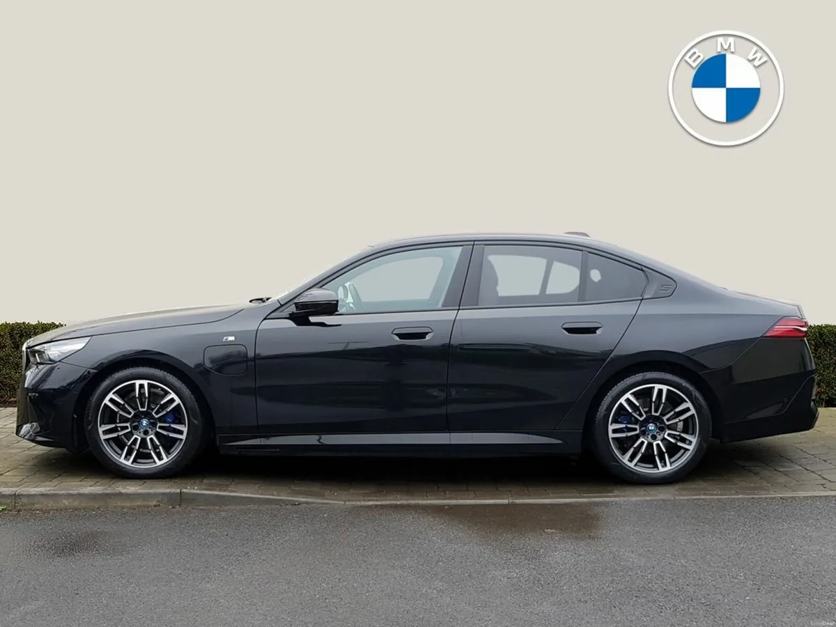 BMW 5-Series 530e M Sport - Image 3