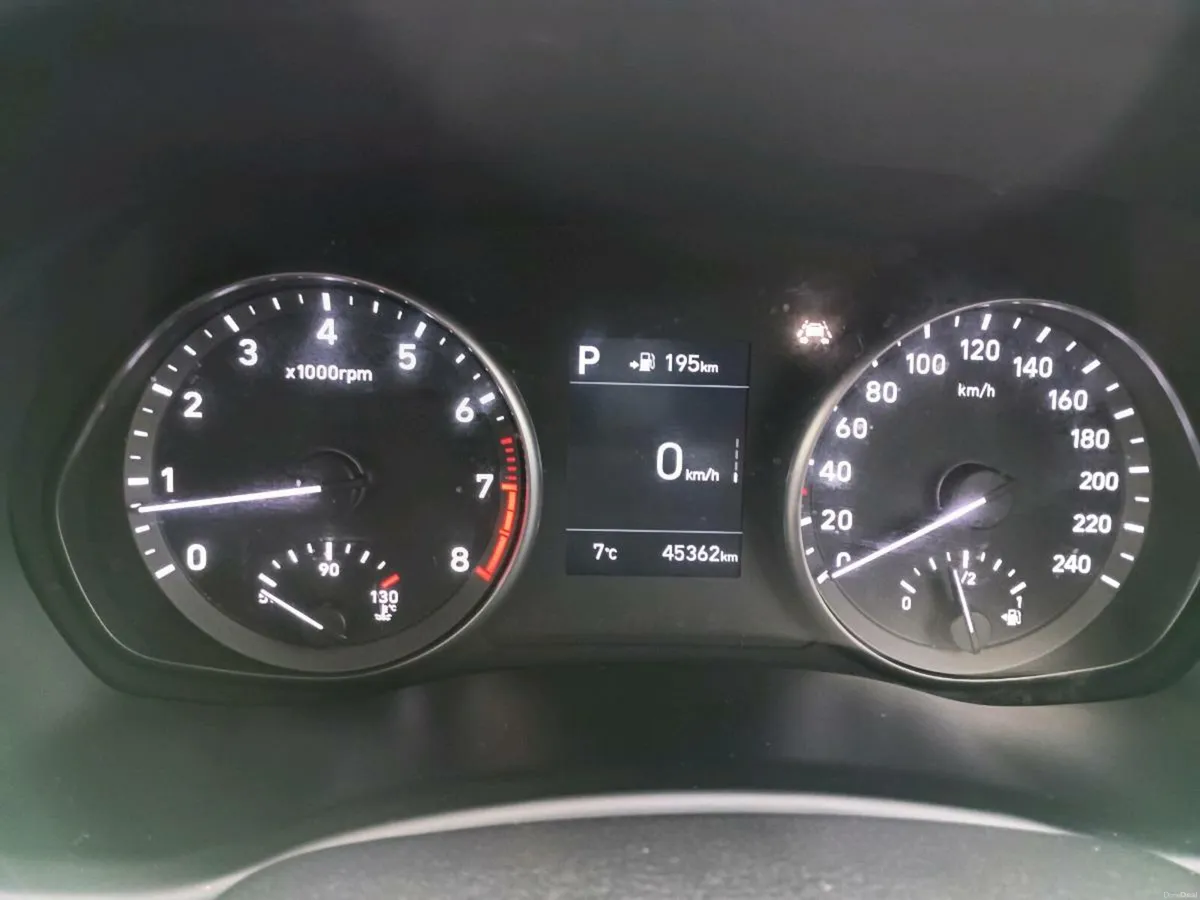 Hyundai i30 2020 automatic - Image 3