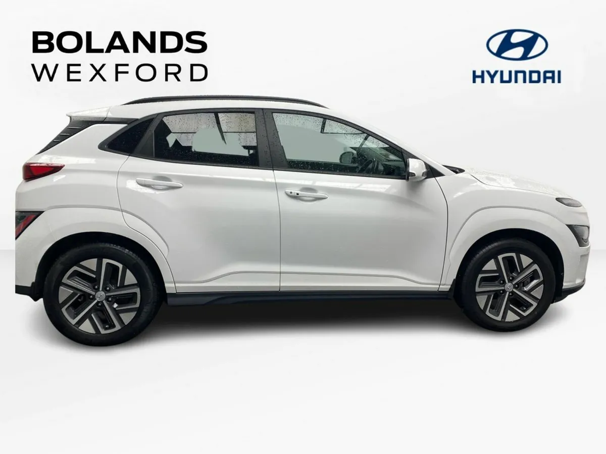 Hyundai KONA Kona EV Executive 39 kWh - Image 4