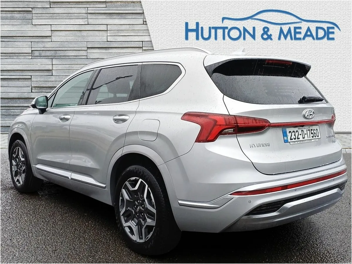 Hyundai Santa Fe Premium PHEV 1.6 Petrol 5dr - Image 3