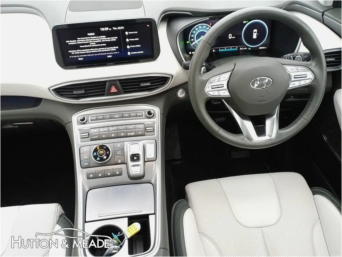 Hyundai Santa Fe Premium PHEV 1.6 Petrol 5dr - Image 4