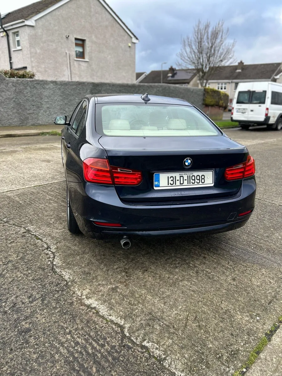 BMW 3 Series - Image 4