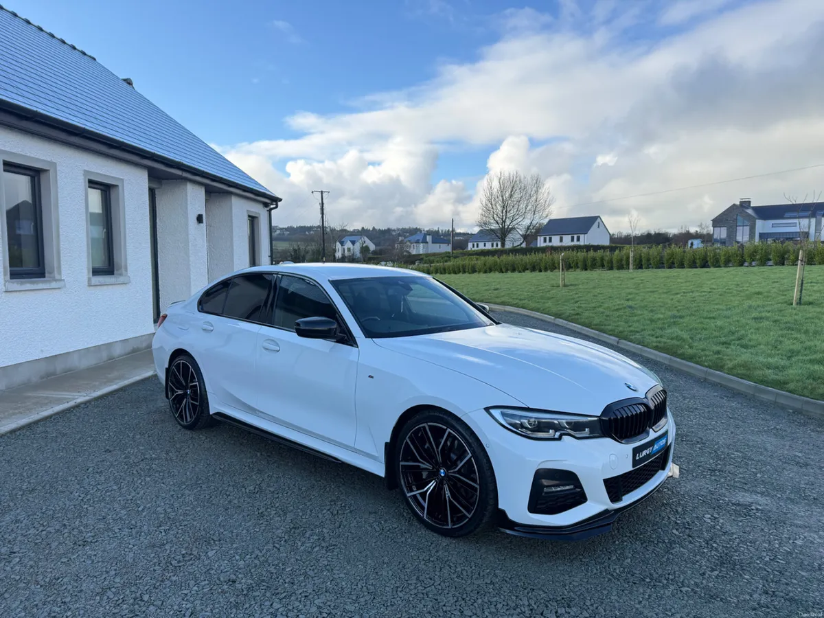 211 BMW 330E M Sport - Image 4