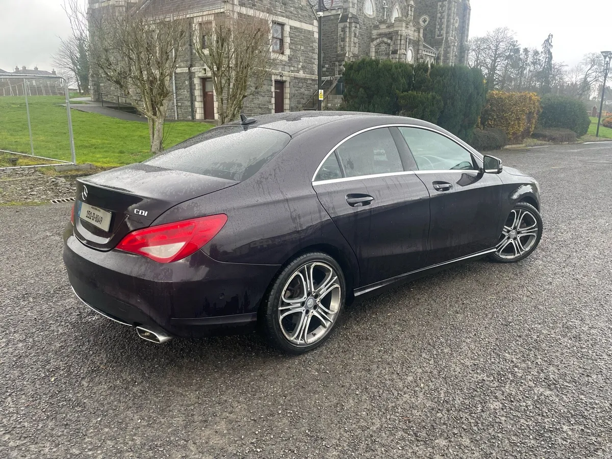 Mercedes C-Class 2015 - Image 3