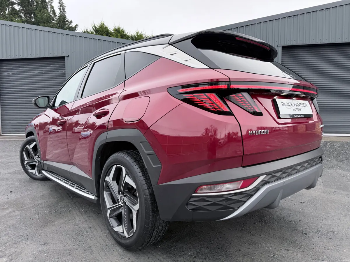 Hyundai Tucson 221’ Executive Plus 1.6 HEV AUTO - Image 3
