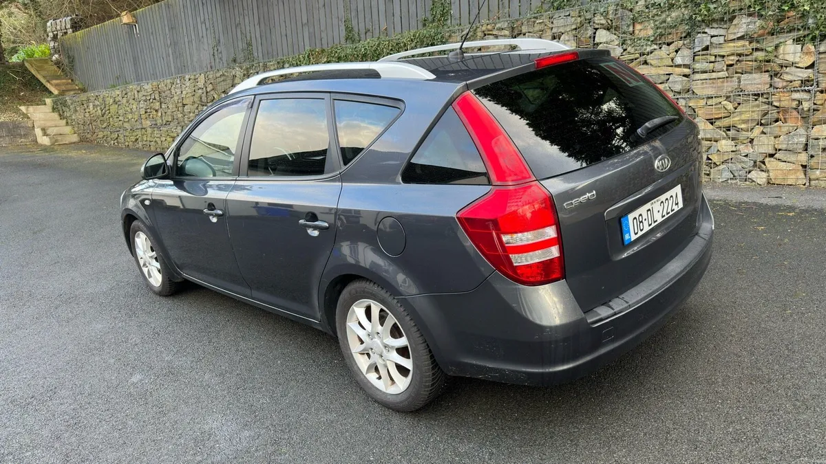 Kia CEED 2008 diesel - Image 2