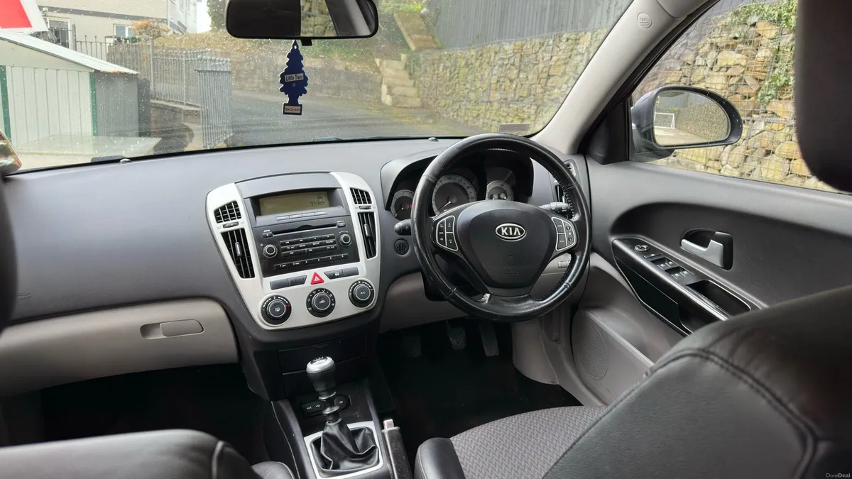 Kia CEED 2008 diesel - Image 4