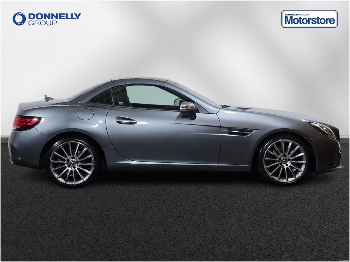 Mercedes-Benz SLC Slc Roadster AMG Line - Image 3