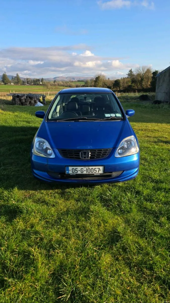 2005 Honda Civic - Image 2