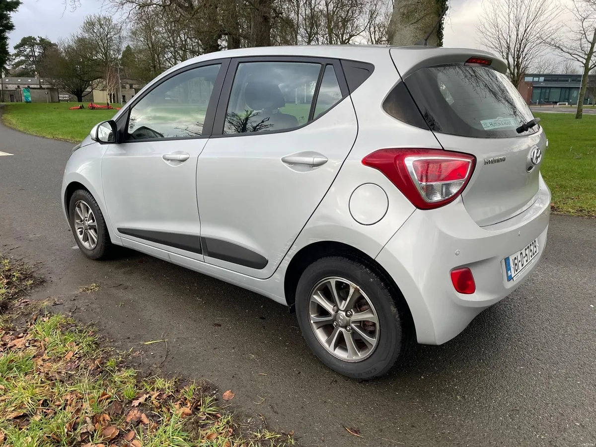2016 Hyundai i10|Very low mileage|Premium trim - Image 4