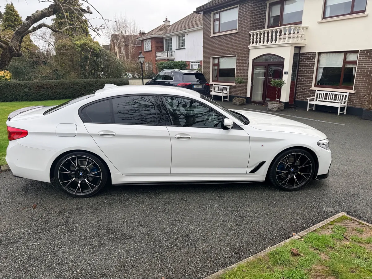 2018 BMW 520i M Sport as new - Image 2