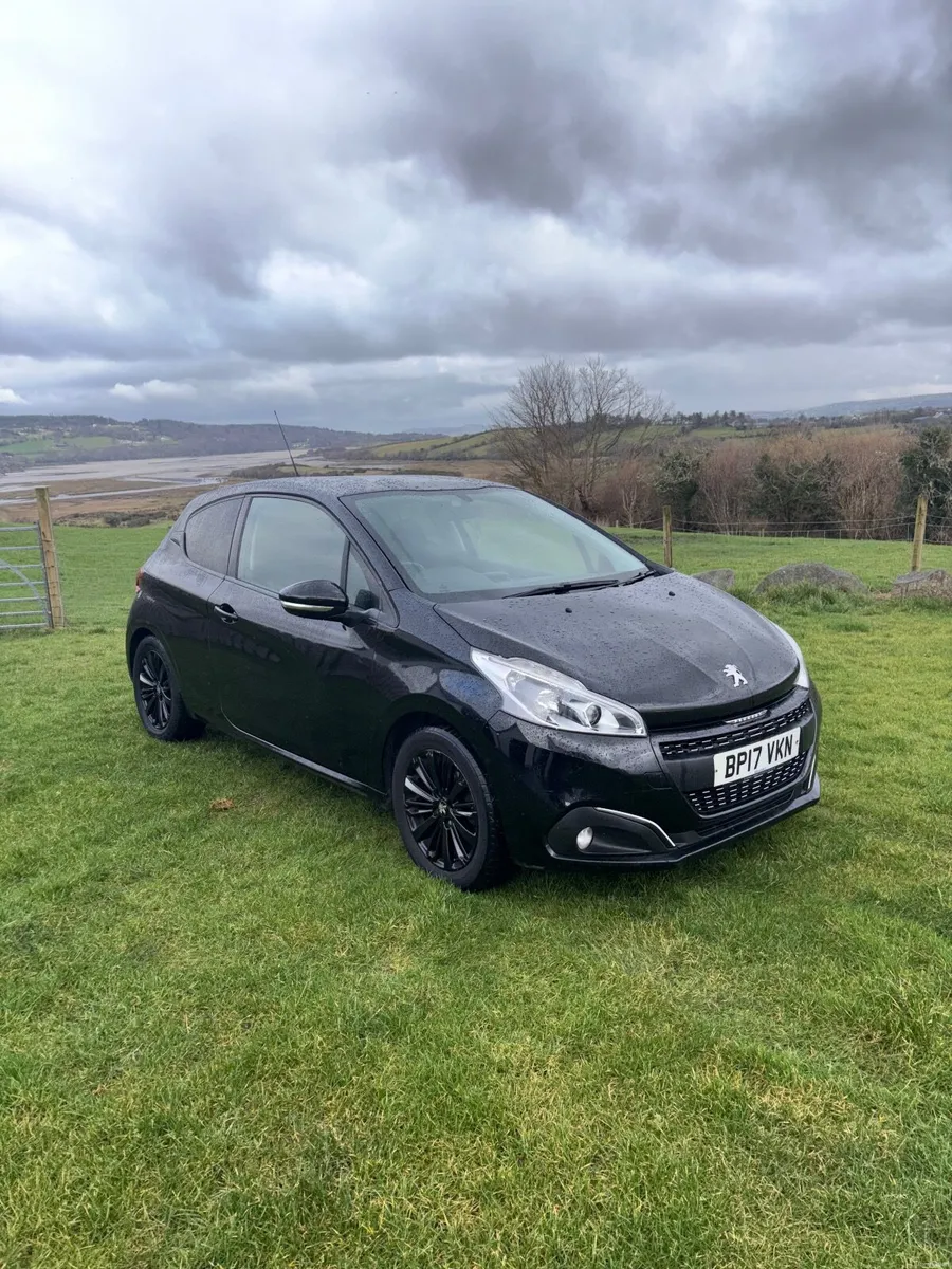 Peugeot 208 2017 - Image 1