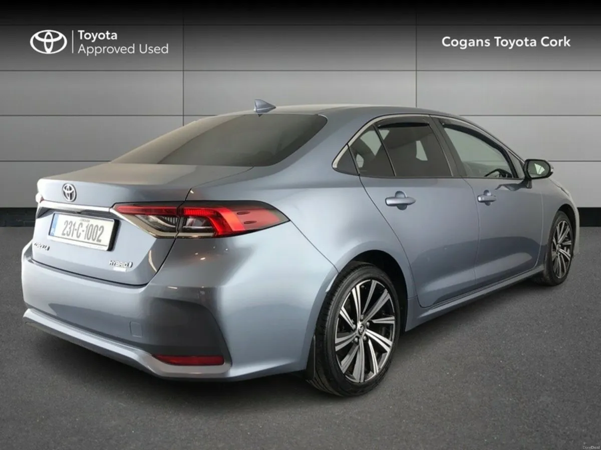 Toyota Corolla HYBRID LUNA SPORT 4DR - Image 2