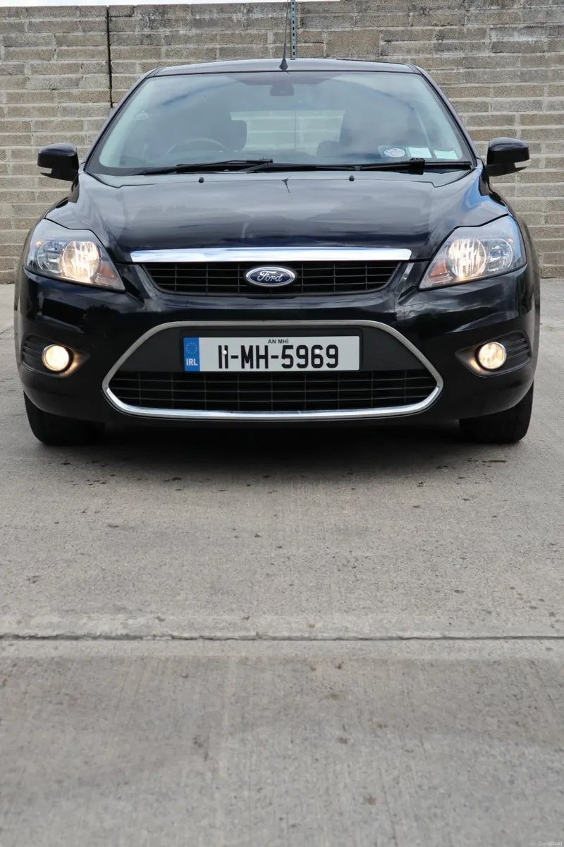 Ford Focus 2011 - Image 1