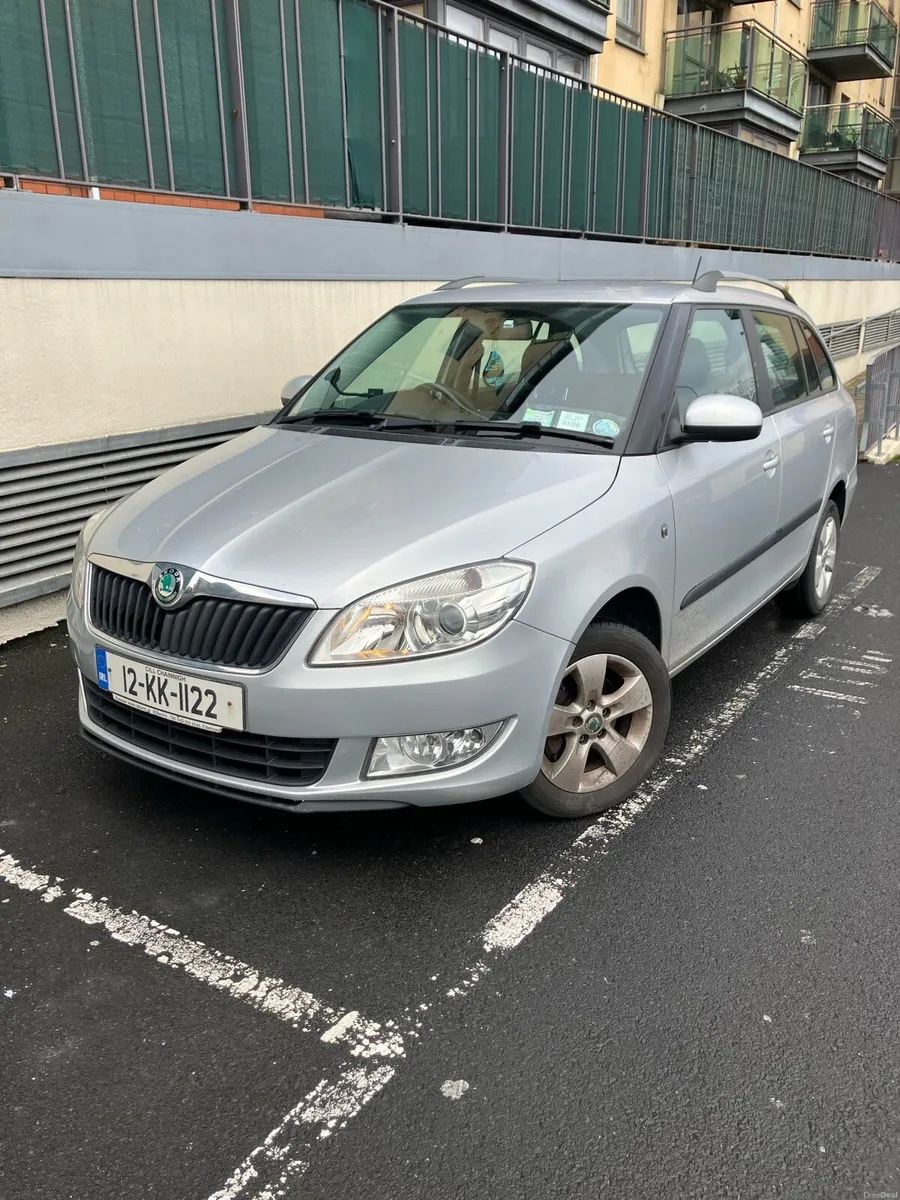 Skoda Fabia petrol - Image 2