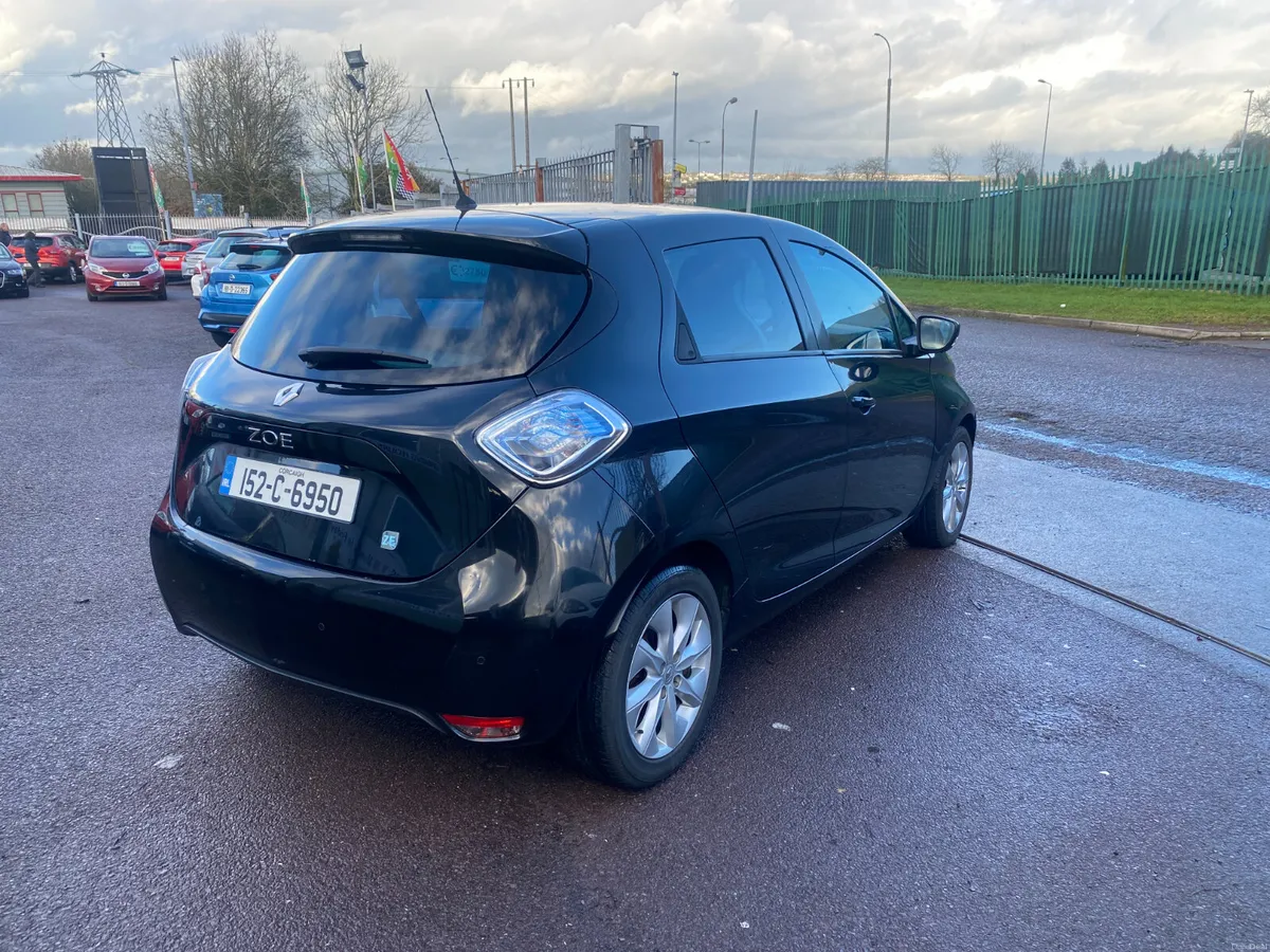 Renault Zoe 2015 FULL ELECTRIC AUTOMATIC - Image 4
