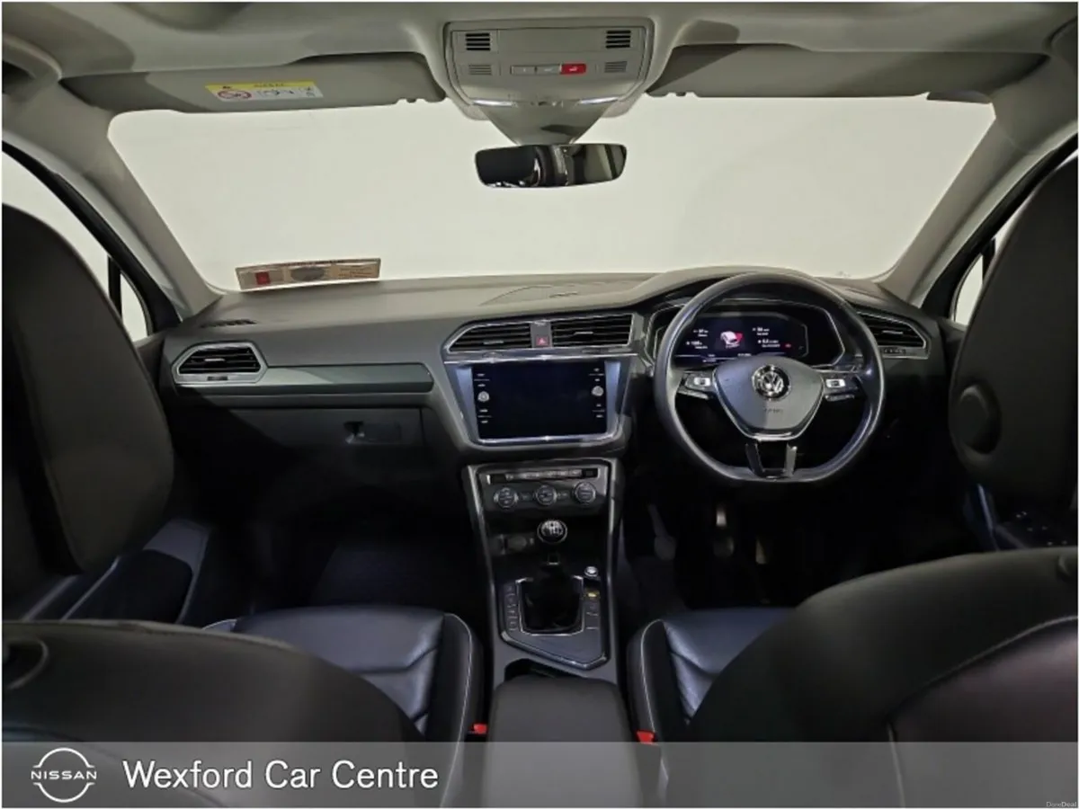 Volkswagen Tiguan 2.0 TDI 150HP R-Line LOW KM - Image 4