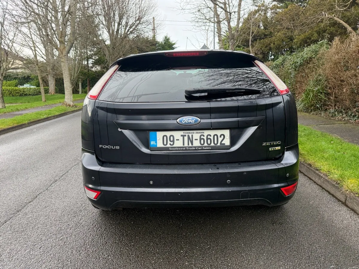 2009 FORD FOCUS NCT 11/26 - Image 4