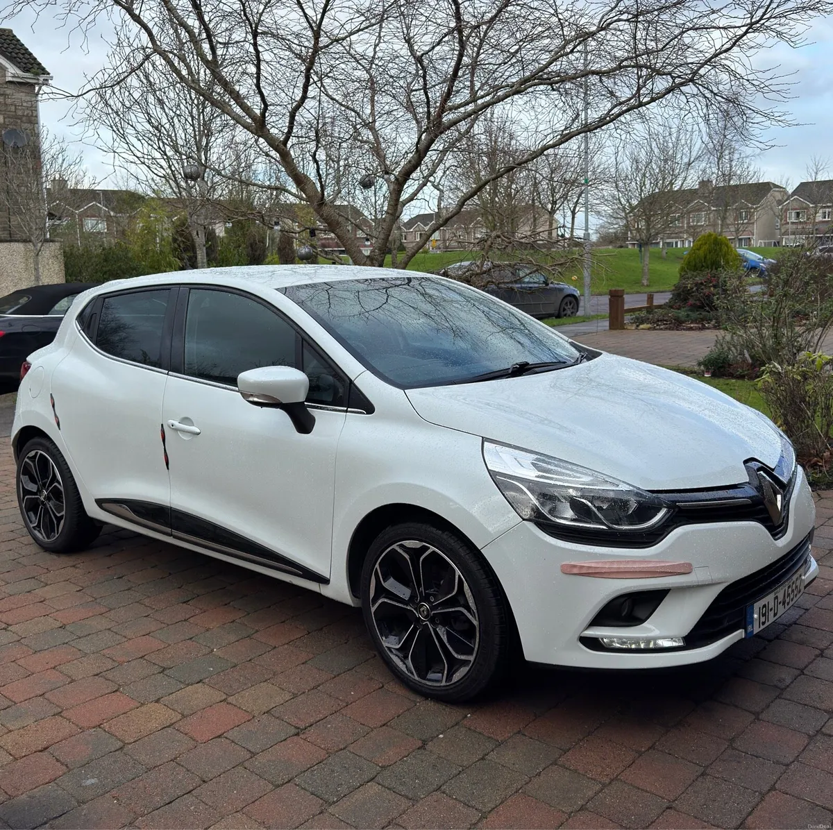 2019 Renault Clio Iconic - NCT 2027 - Image 1