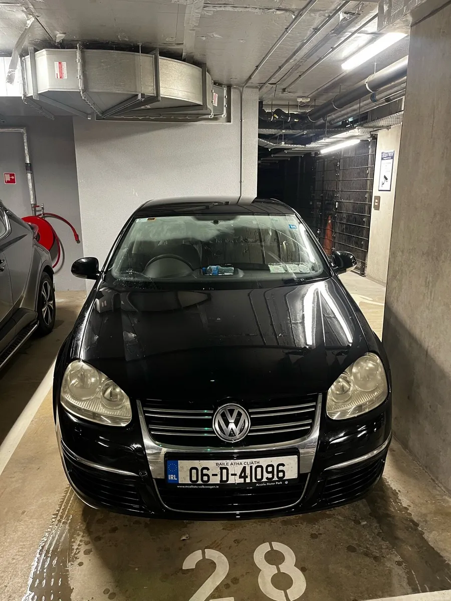 Volkswagen - Jetta 2006 - Low Mileage - Image 1