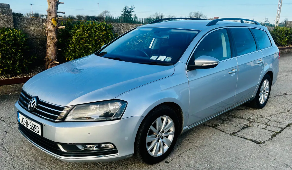 Volkswagen Passat 2014 1.6 TDI ESTATE IMMACULATE - Image 1